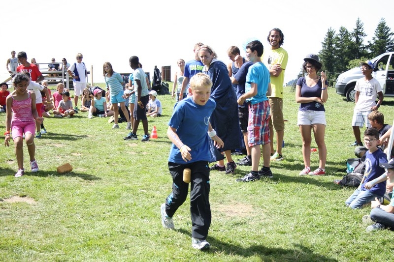 Village Camps International Summer Camp Leysin, Switzerland 2025-08-09 https://www.villagecamps.com/journals_admin/images/709-42-festival (381).jpg